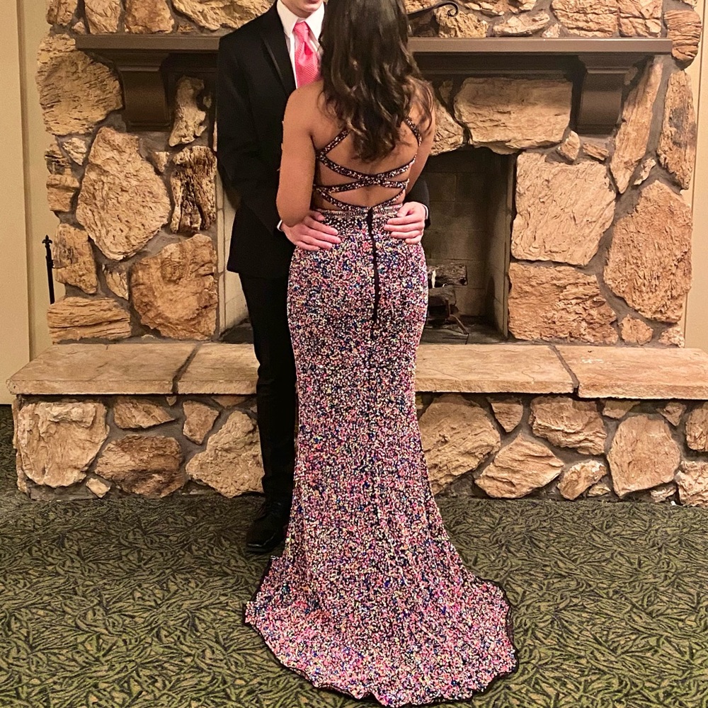 Prom dress, Size 0 but fits like a 2